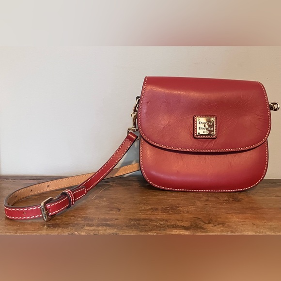 Dooney & Bourke Handbags - Dooney & Bourke Saddle Bag